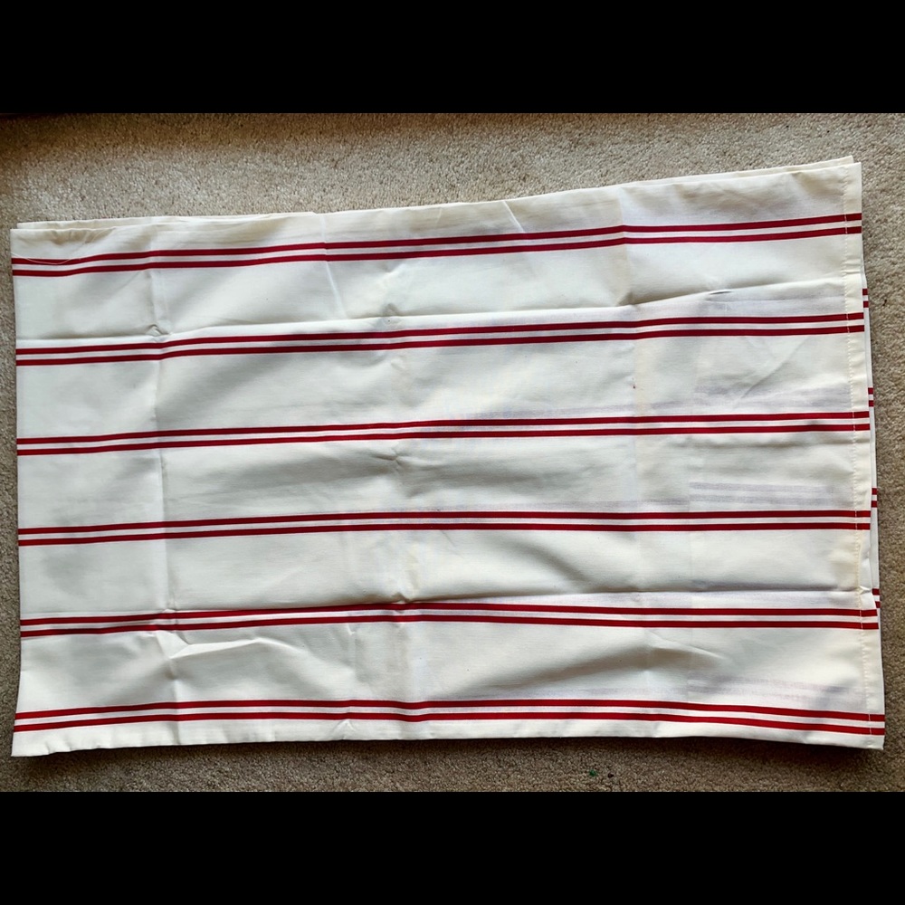 2 pillow cases
